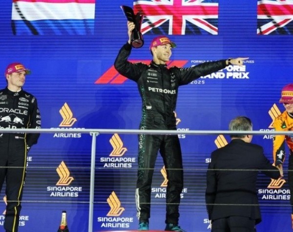 GP de Singapur: Triunfo de Russel y copa de constructores para McClaren