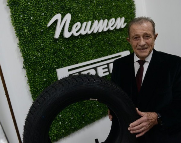 Empresario admitió que estaban “robando” con el precio de los neumáticos