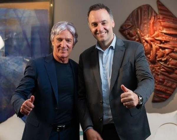 Apareció otra factura y complica más a Adorni por el vuelo a Punta del Este