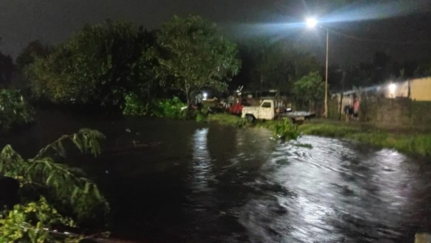 Tucumán: un nene murió electrocutado mientras jugaba en la calle bajo la lluvia