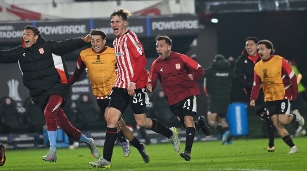 Estudiantes le ganó 1-0 a Independiente Medellín sobre la hora y clasificó a octavos