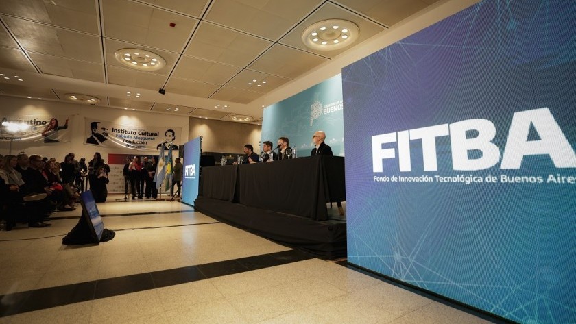Kicillof y Costa encabezaron la apertura de la Expo FITBA 2026