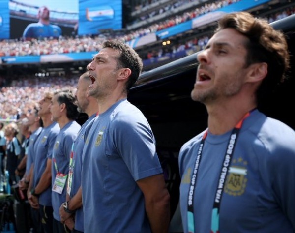 Scaloni puso en duda su continuidad tras la derrota ante España